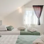 Spacious Family Mm سبليت