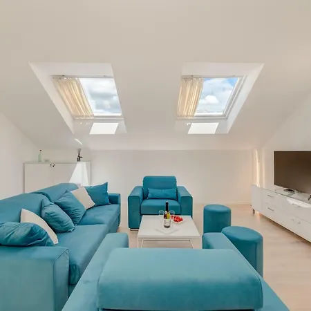 Spacious Family Mm Lägenhet Split